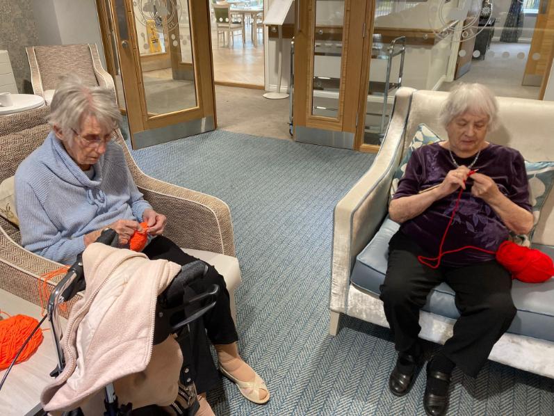 two older ladies knitting